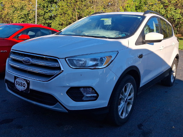 Used 2018 Ford Escape SE with VIN 1FMCU9GDXJUB19372 for sale in York, PA