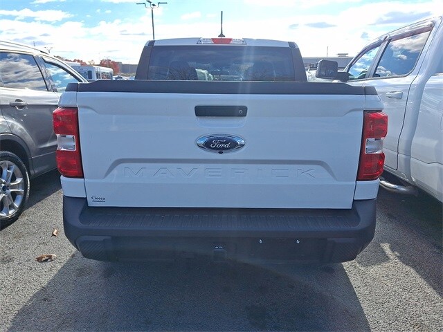 2024 Ford Maverick XLT photo 2