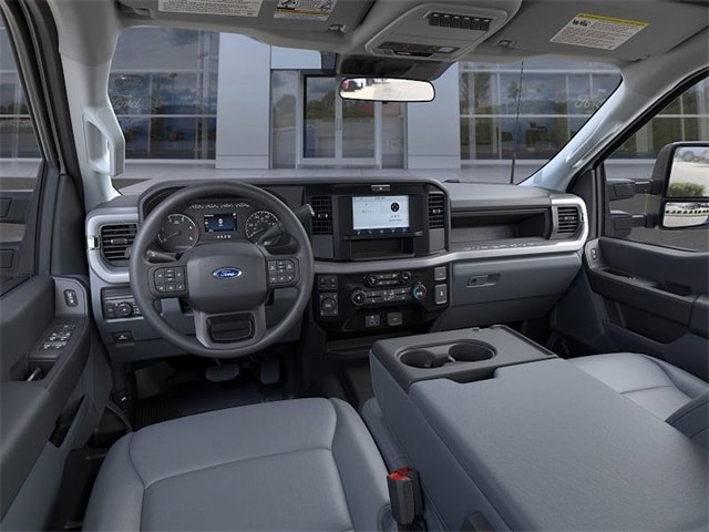 2026 Ford F-350 Super Duty XL - Photo 9