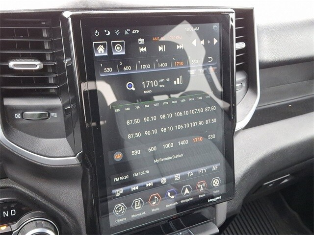 2022 Ram 1500 Big Horn Lone Star photo 3