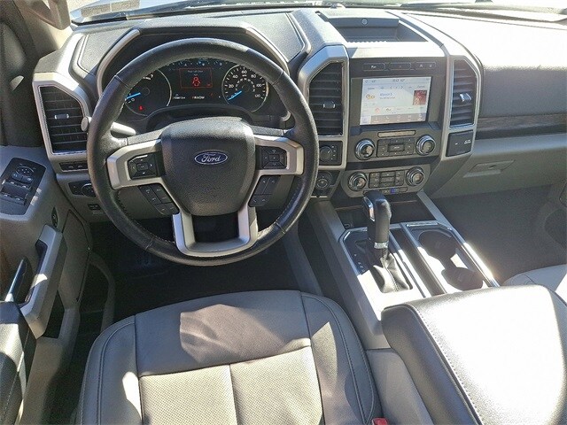 2020 Ford F-150 Lariat photo 2