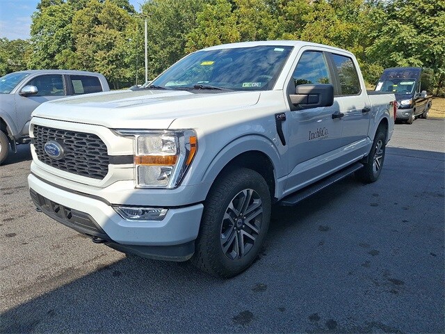 2022 Ford F-150 XL photo 2