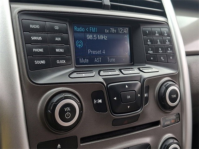 2013 Ford Edge SEL photo 3