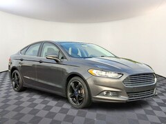 2016 Ford Fusion SE Sedan