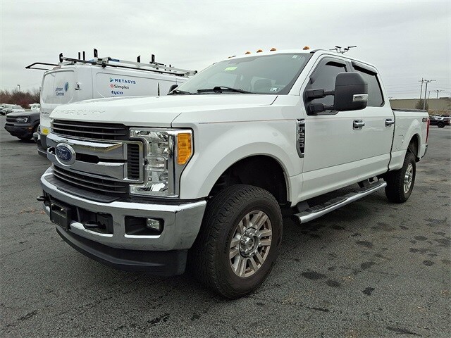 2017 Ford F-250 photo 3