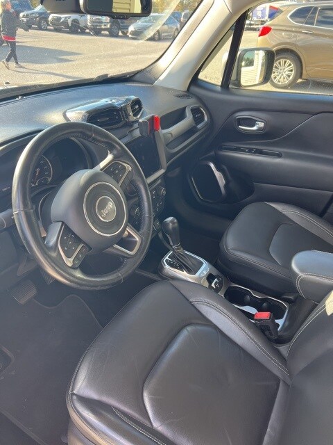 2021 Jeep Renegade Limited photo 3