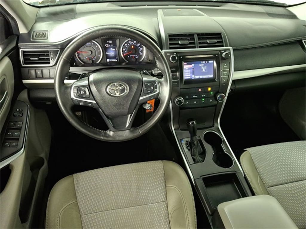 Used 2015 Toyota Camry LE Sedan