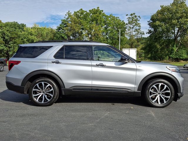 2022 Ford Explorer ST-LINE - Photo 10