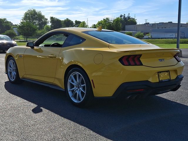 2024 Ford Mustang GT Premium - Photo 7