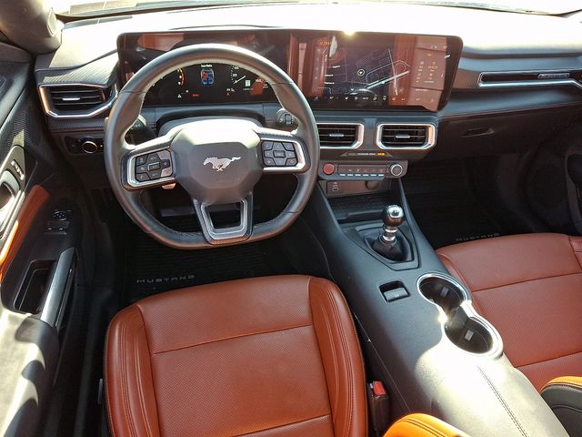 2024 Ford Mustang GT Premium - Photo 2