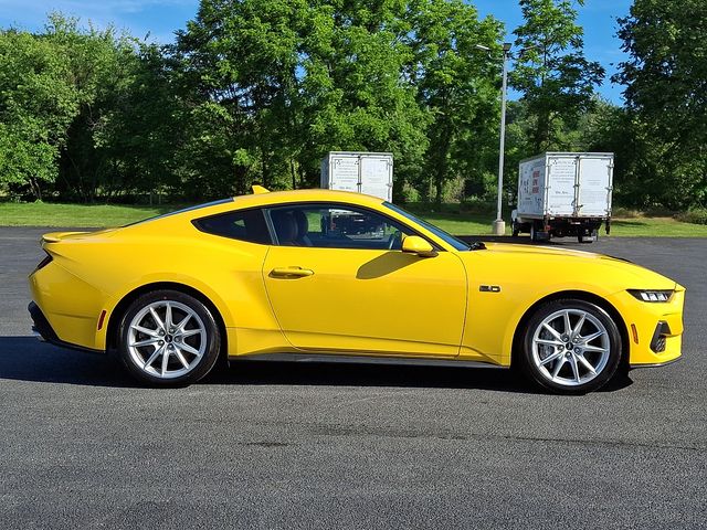 2024 Ford Mustang GT Premium - Photo 10