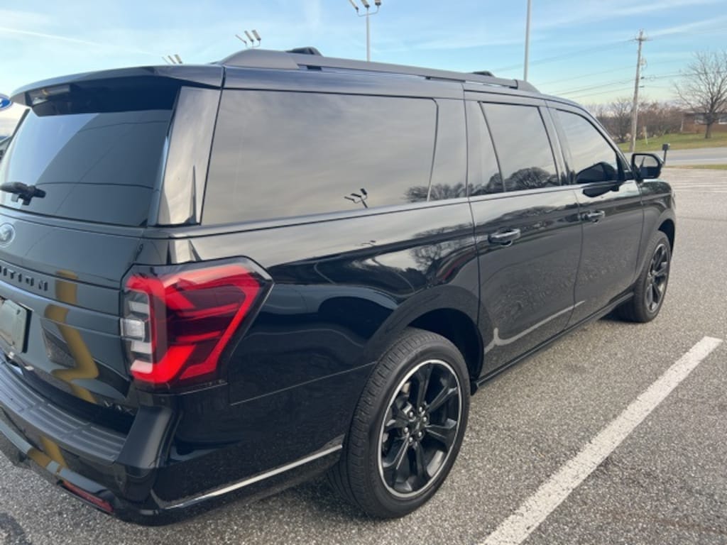 Used 2023 Ford Expedition Max Limited SUV