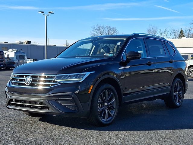 2022 Volkswagen Tiguan SE photo 2