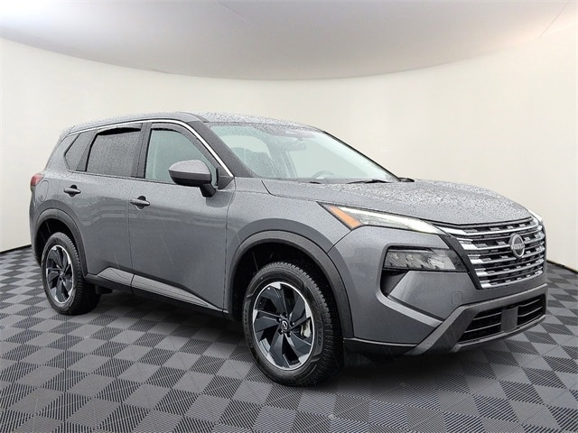 2024 Nissan Rogue SV's photo
