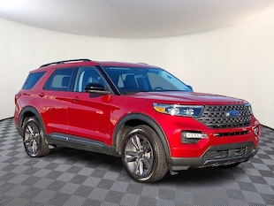 2023 Ford Explorer XLT SUV