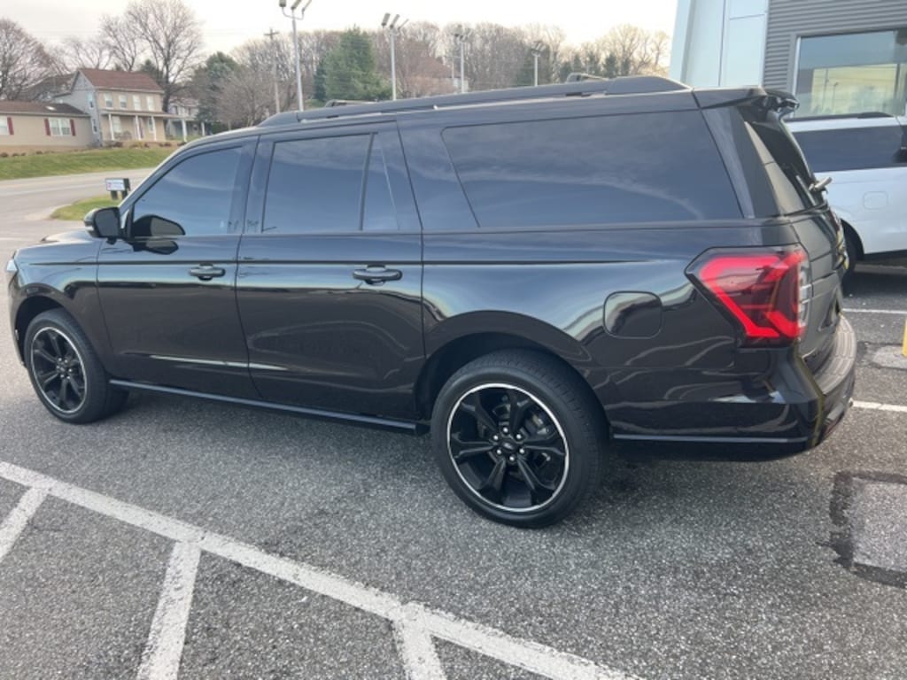 Used 2023 Ford Expedition Max Limited SUV