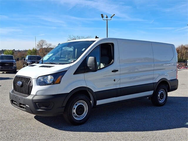 2024 Ford Transit Cargo photo 2
