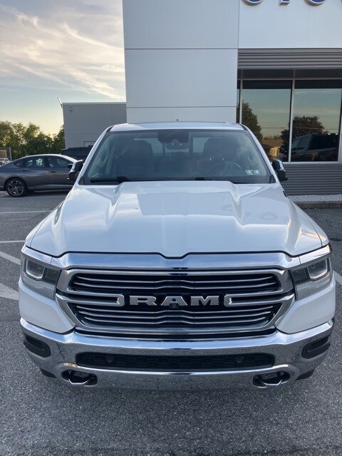 2019 Ram 1500 Laramie photo 2