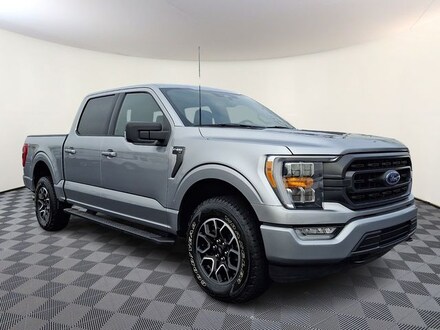 2022 Ford F-150 XLT Truck SuperCrew Cab