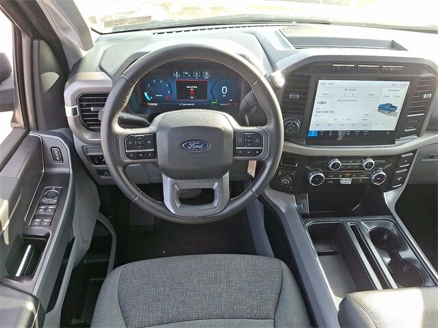 2024 Ford F-150 XLT photo 2