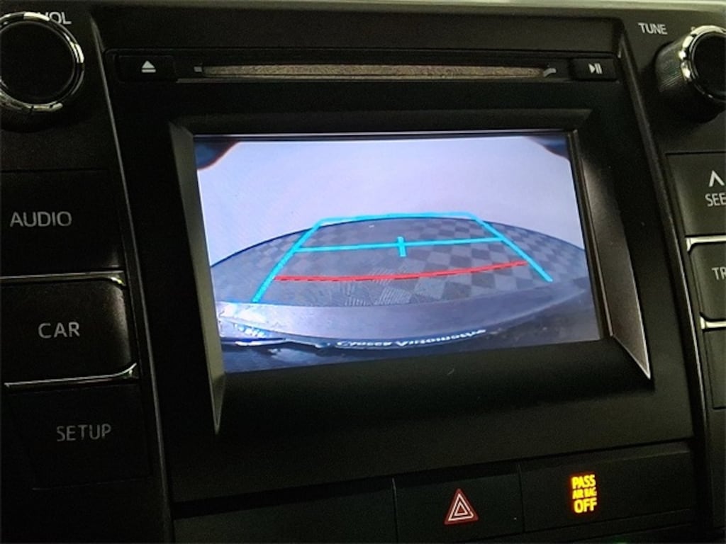 Used 2015 Toyota Camry LE Sedan