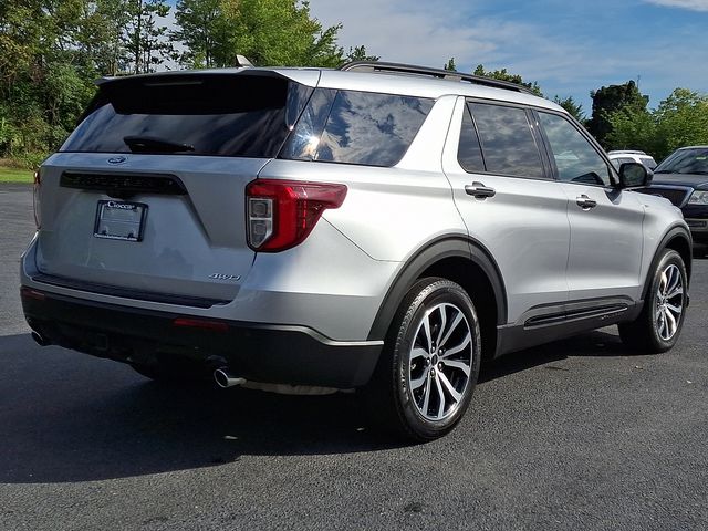 2022 Ford Explorer ST-LINE - Photo 9