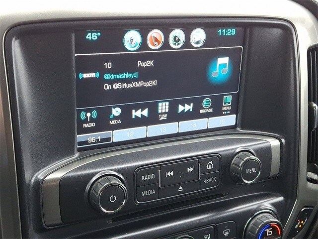 2018 Chevrolet Silverado 1500 LT photo 3