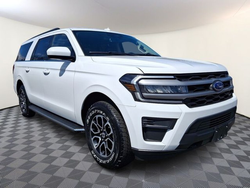 Used 2022 Ford Expedition Max XLT SUV