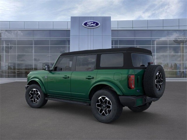 2024 Ford Bronco Outer Banks photo 4