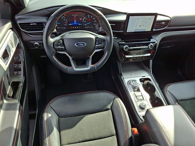 2022 Ford Explorer ST-LINE - Photo 2
