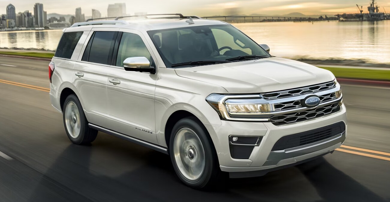 2023%20Ford%20Expedition.png