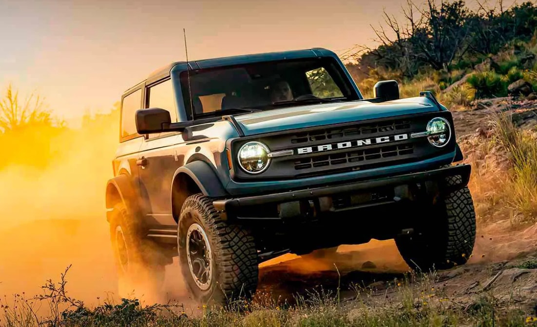 2024 Ford Bronco Driving down dirt road