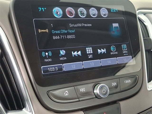 2016 Chevrolet Malibu Hybrid photo 3