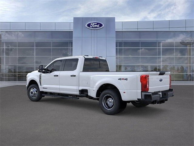 2026 Ford F-350 XLT photo 4