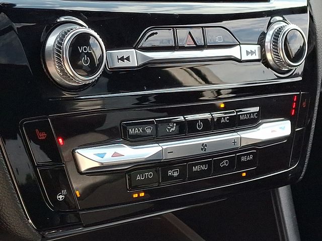 2022 Ford Explorer ST-LINE - Photo 17
