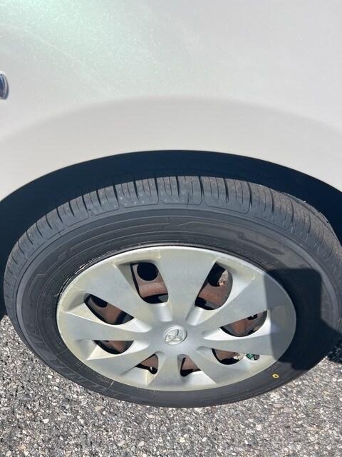 2013 Toyota Prius C Two photo 2