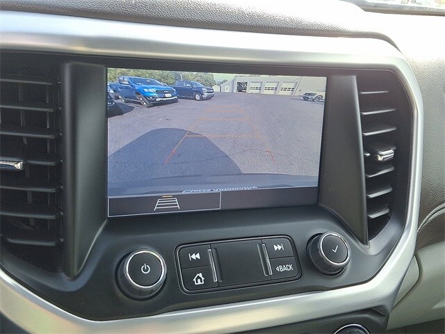 2023 Gmc Acadia SLE photo 4