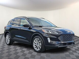 2022 Ford Escape Titanium SUV
