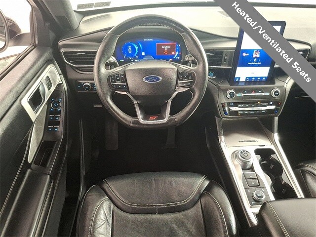 2020 Ford Explorer ST photo 2