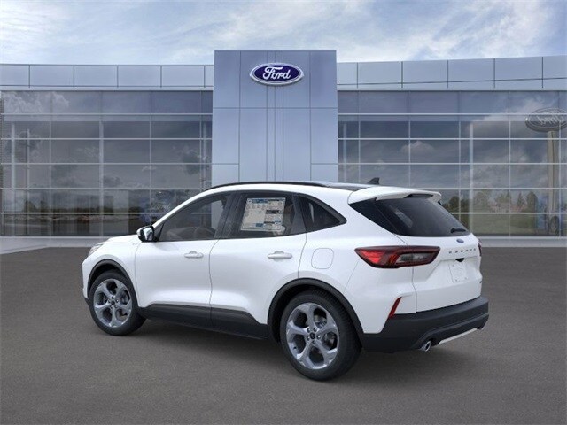 2025 Ford Escape ST-Line Select photo 4