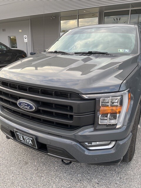 2021 Ford F-150 Lariat photo 2