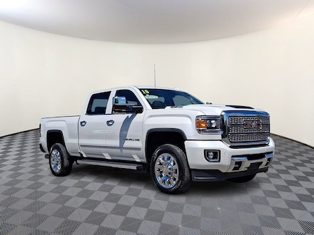 2019 GMC Sierra 2500 HD Denali Truck