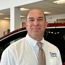 Staff member Paul Barosi from ID_4edbaa