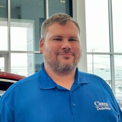 Staff member Ryan Batty from ID_8151de