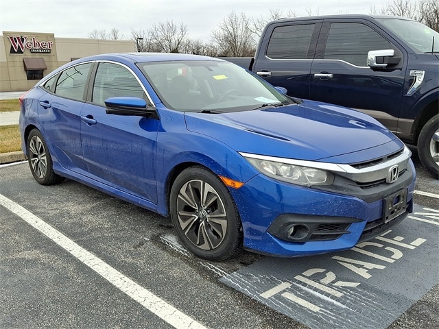 2017 Honda Civic EX-T's photo