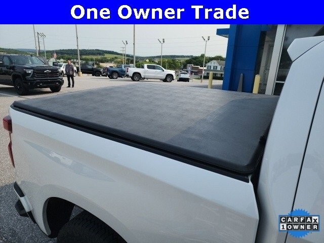 2024 Chevrolet Silverado 1500 High Country photo 2