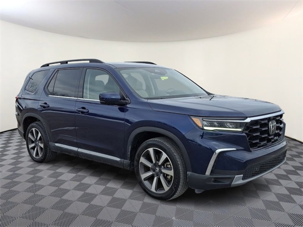 Used 2023 Honda Pilot Elite SUV