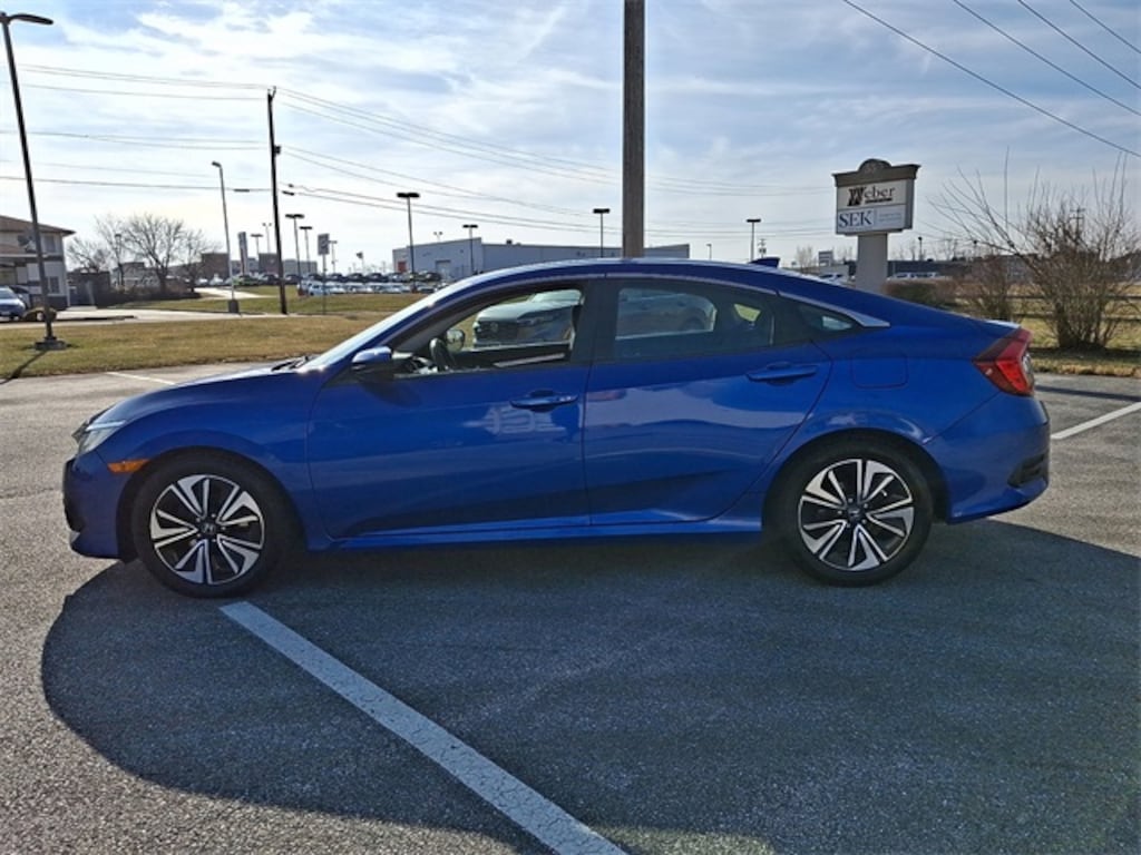 Used 2017 Honda Civic EX-T Sedan