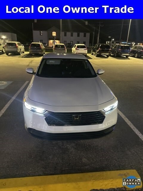 2023 Honda Accord LX photo 2