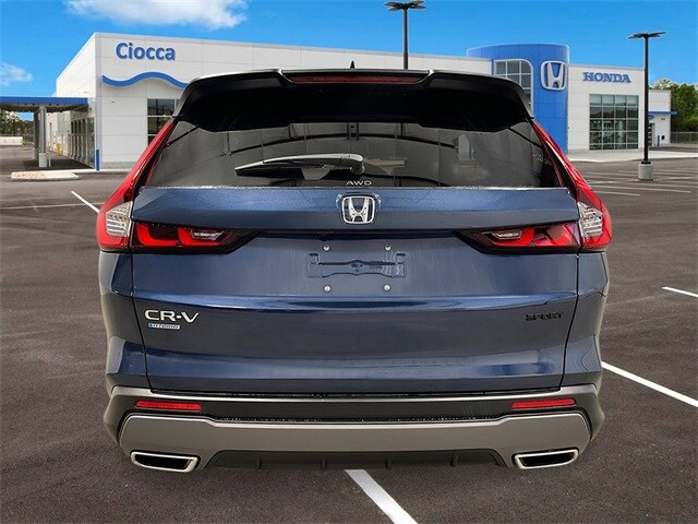 2025 Honda CR-V Hybrid Sport photo 3